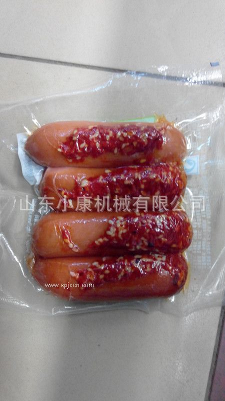 烤腸包裝機(jī)_小康肉制品真空包裝